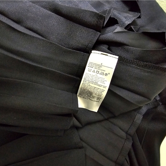 Banana Republic Navy Blue Satin Pleated Midi Skirt - Picture 14 of 16